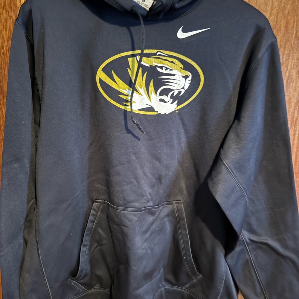 Nike Black and Gold Men's Hoodie with Tiger Logo